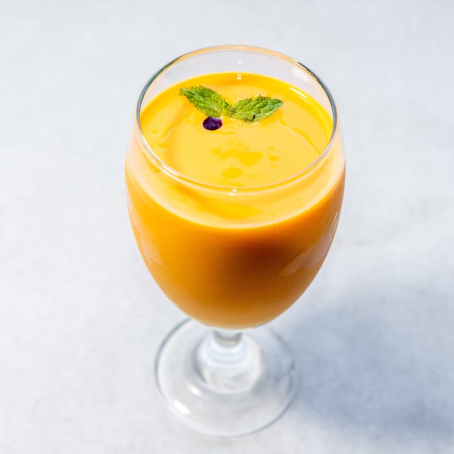 Lassis (Flavor: Mango, Sweet and Salt).